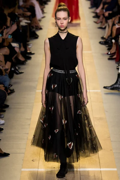 Look 33